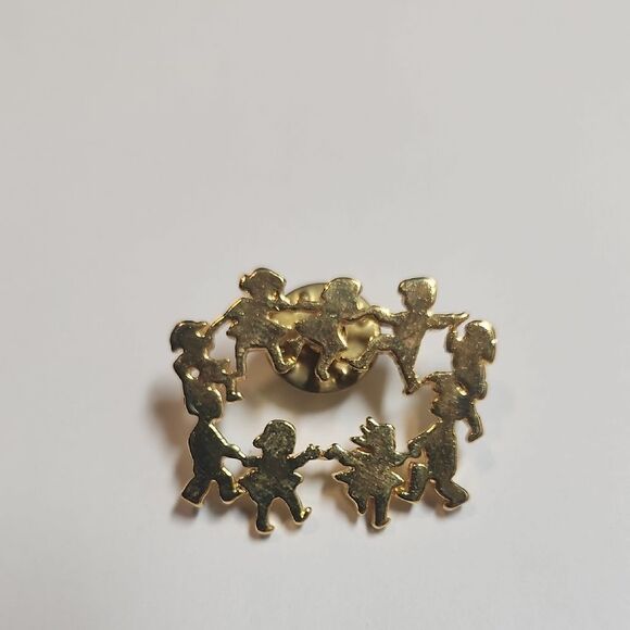 Vintage CTPM Signed Gold-Tone Kids Ring Around The Rosie Brooch - Picture 1 of 3